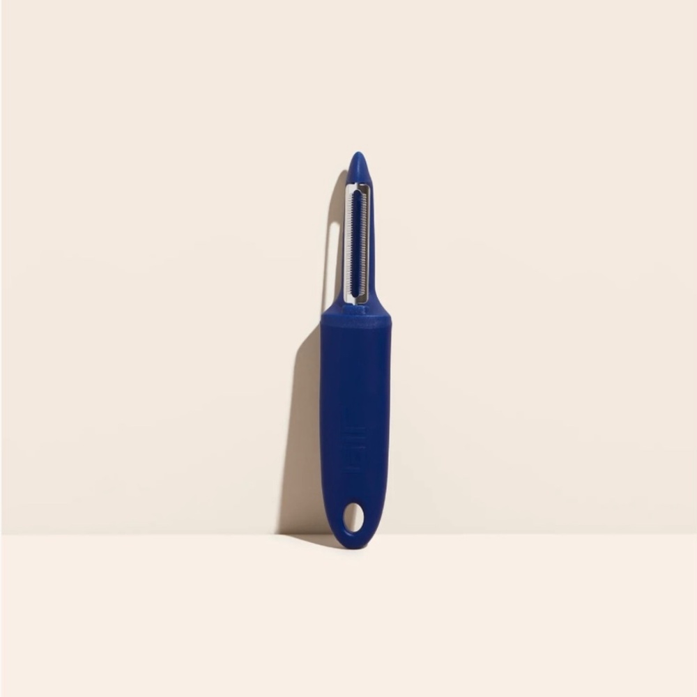 GIR I-Handle Flat Blade Peeler - Navy Handle - New